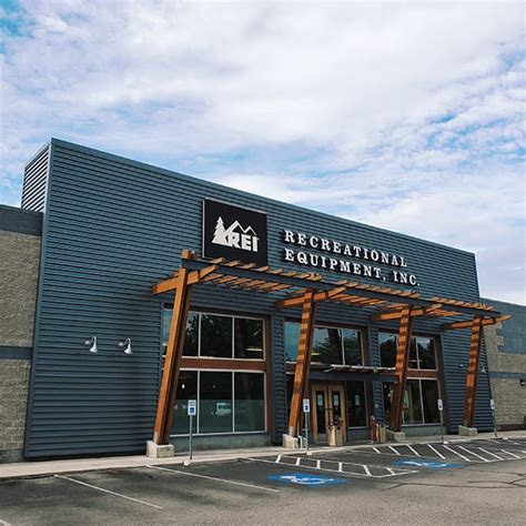Welcome to the <b>REI</b> Co-op Birmingham store. . Rei outlet near me